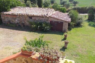 فندق ريفى Agriturismo Capannacce