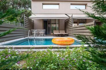 Scarabeo Hotel & Villas Parga