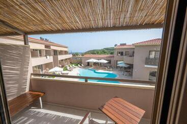 Scarabeo Hotel & Villas Parga