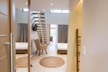 Scarabeo Hotel & Villas Parga
