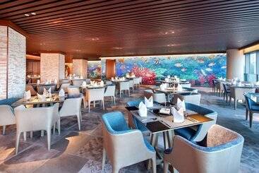 هتل Wyndham Grand Plaza Royale Shuangyue Bay