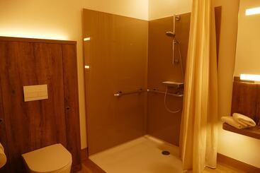 Meyn S Apartments &