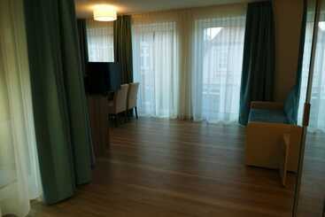 Meyn S Apartments &