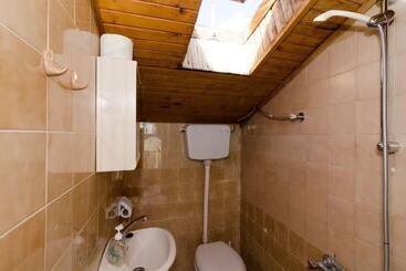 پانسیون Guest House Misita