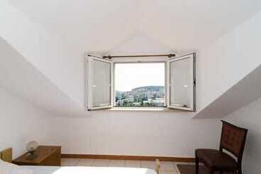پانسیون Guest House Misita