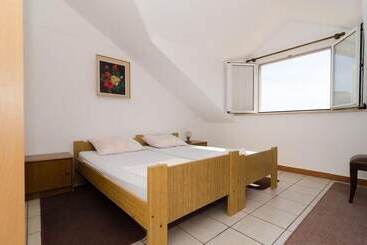 پانسیون Guest House Misita