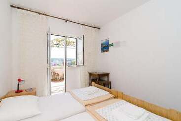 پانسیون Guest House Misita