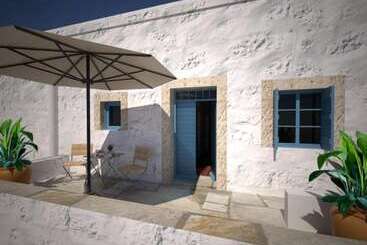 پانسیون Kambos House