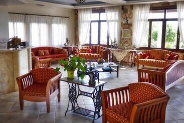 Areti Aparthotel