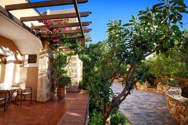 Areti Aparthotel