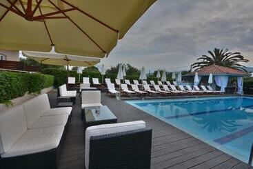 Agrilia Hotel Adults Only