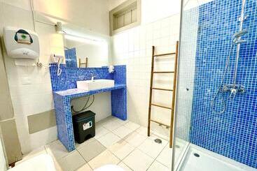 هتل Algarve Hostel