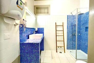هتل Algarve Hostel