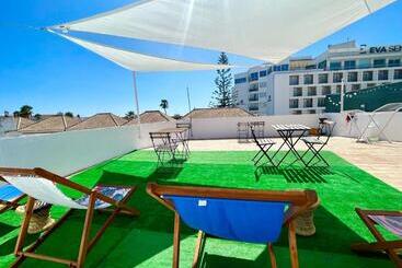 هتل Algarve Hostel