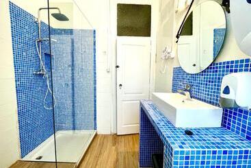 هتل Algarve Hostel
