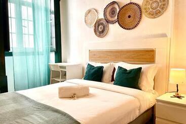 هتل Algarve Hostel