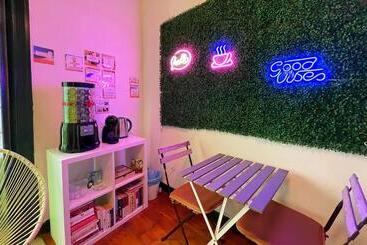 هتل Algarve Hostel