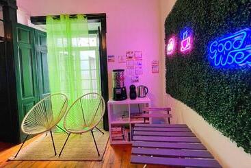 هتل Algarve Hostel