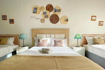 هتل Algarve Hostel