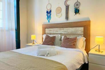 هتل Algarve Hostel