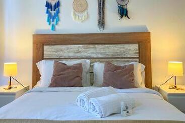 هتل Algarve Hostel