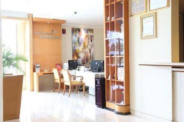 酒店 Aryaduta Palembang