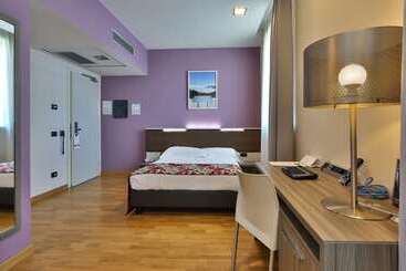 هتل Best Western Falck Village Milano Sesto