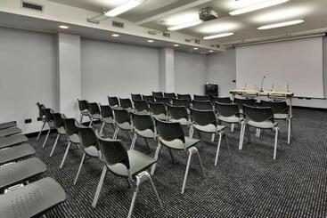 هتل Best Western Falck Village Milano Sesto