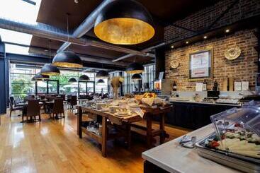 هتل Best Western Falck Village Milano Sesto