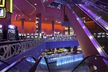 هتل Casino Pullman City Center Rosario