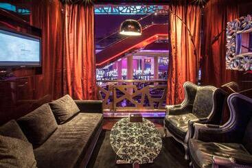 هتل Casino Pullman City Center Rosario