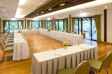 هتل Centara Chaan Talay Resort And Villas Trat