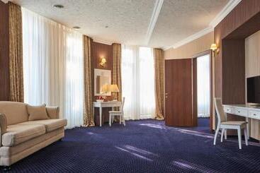 هتل City Holiday Resort & Spa