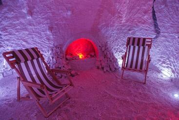 هتل City Holiday Resort & Spa