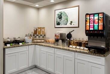 هتل Fairfield Inn By Marriott New York Laguardia Airport/flushing