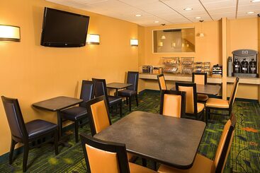 هتل Fairfield Inn By Marriott New York Laguardia Airport/flushing