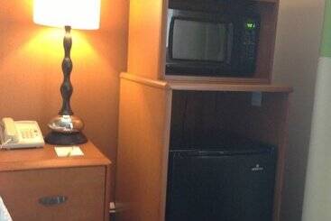 هتل Fairfield Inn By Marriott New York Laguardia Airport/flushing