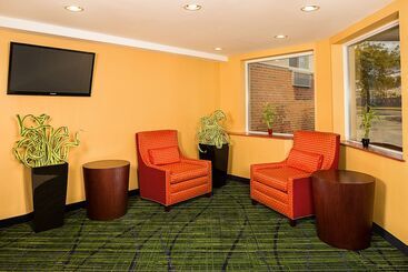 هتل Fairfield Inn By Marriott New York Laguardia Airport/flushing