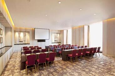 هتل Fairmont Beijing   20 Minutes To Forbidden City By Metro