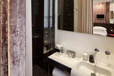 هتل Georgette Hôtel & Restaurant