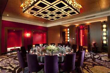 هتل Hilton Beijing Capital Airport