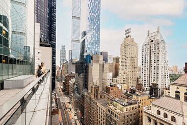 هتل Hilton Club West 57th Street New York