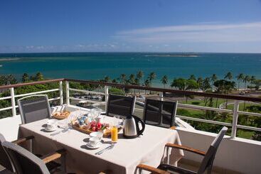 هتل Hilton Noumea La Promenade Residences