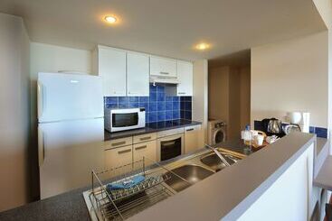 هتل Hilton Noumea La Promenade Residences