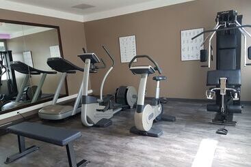 هتل Hilton Noumea La Promenade Residences