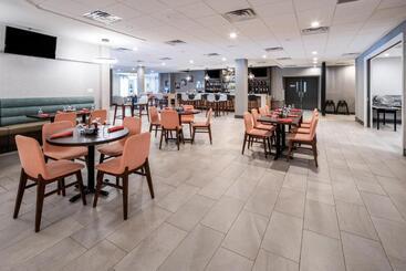 هتل Holiday Inn Poughkeepsie, An Ihg