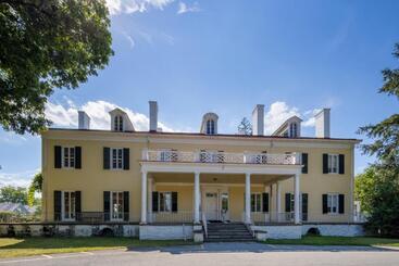 هتل Holiday Inn Poughkeepsie, An Ihg