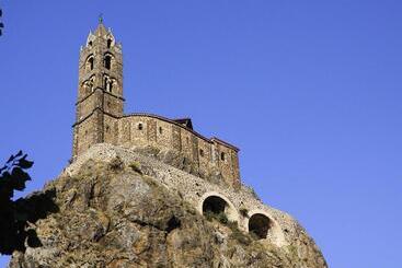 هتل Ibis Styles Le Puy En Velay