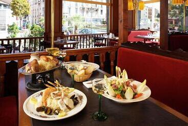 هتل Ibis Styles Le Puy En Velay