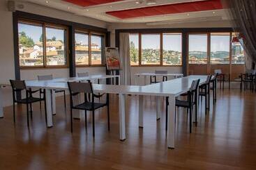 هتل Ibis Styles Le Puy En Velay
